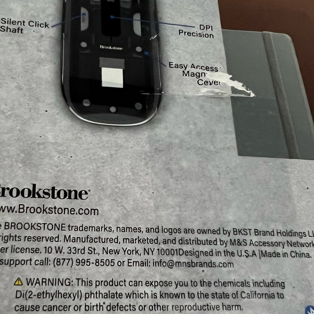 Rechargeable Bluetooth Mouse 4D Transparent Brookstone - Picture 6 of 7